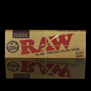 RAW Classic 1 1/4 rolling papers