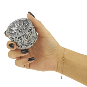 Metal Grinder Marm Marijuana Leaf | 50 mm | 3-part